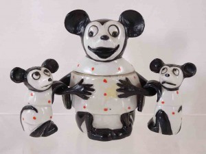 Germany Disney's Minnie Mouse condiment salt and pepper shakers