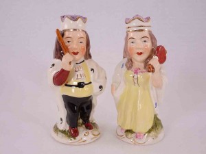 Victorian England Characters salt and pepper shakers series - king & queen