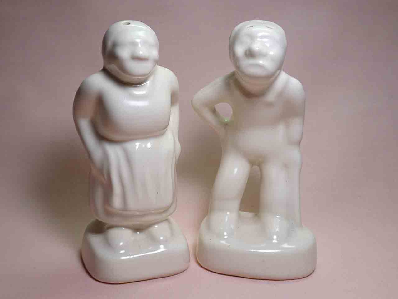 38033 Camark senior citizens salt and pepper shakers