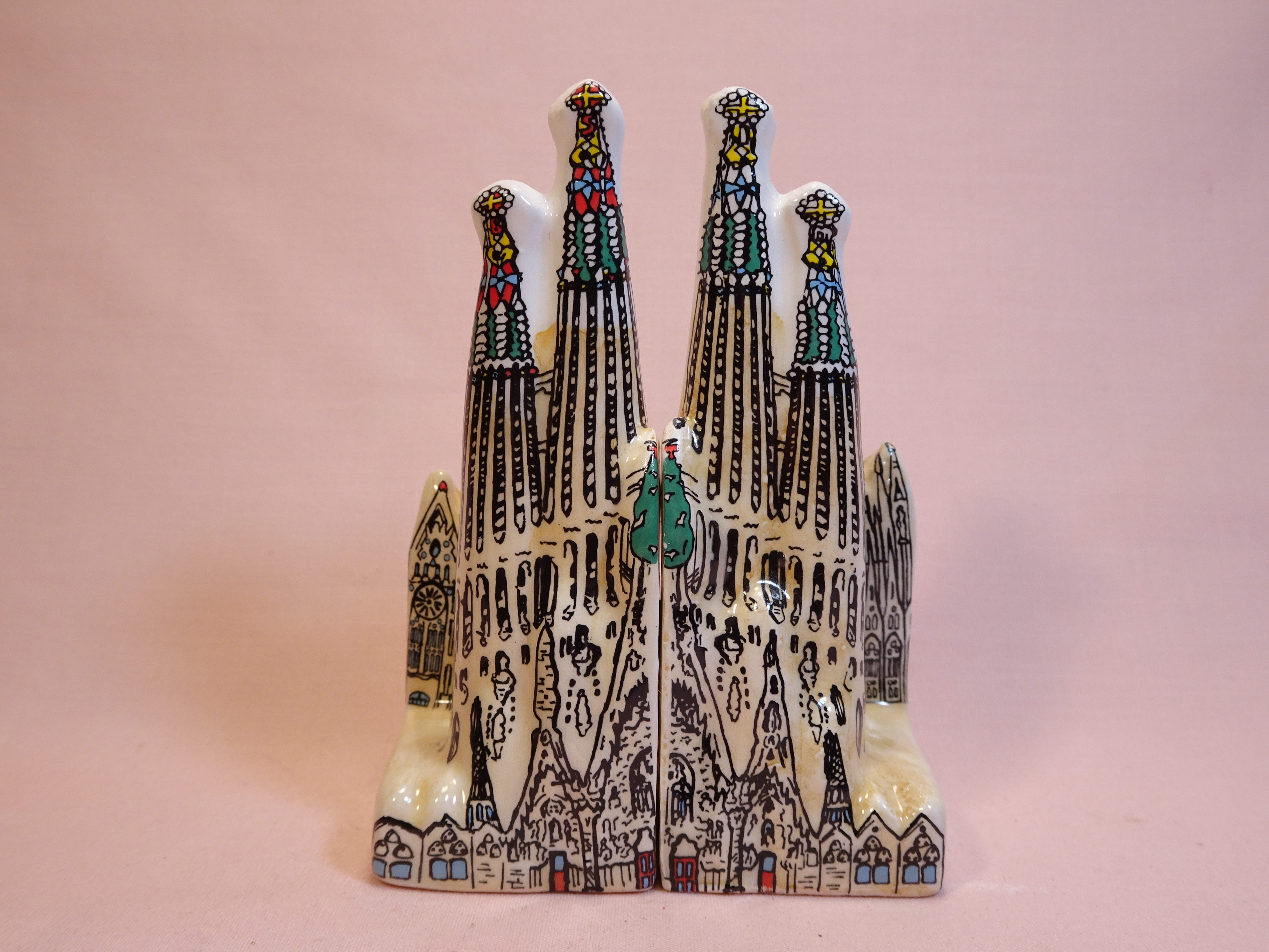 43233 La Sagrada Familia by Gaudi salt and pepper shakers
