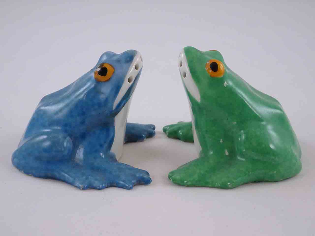 45476 Limoges frogs salt and pepper shakers designed by Edouard-Marcel Sandoz for Haviland & Co.