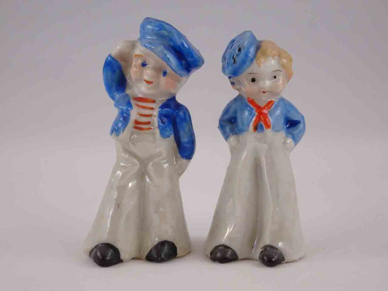 45689 Boy and girl sailors salt and pepper shakers