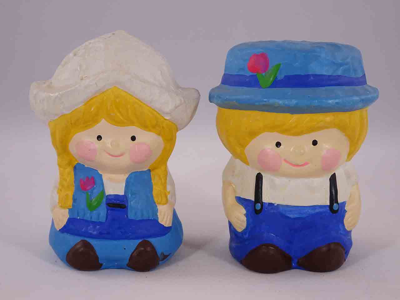 48428 Gibson Greeting Cards Salt and Pepper Friends - Dutch Holland salt and pepper shakers