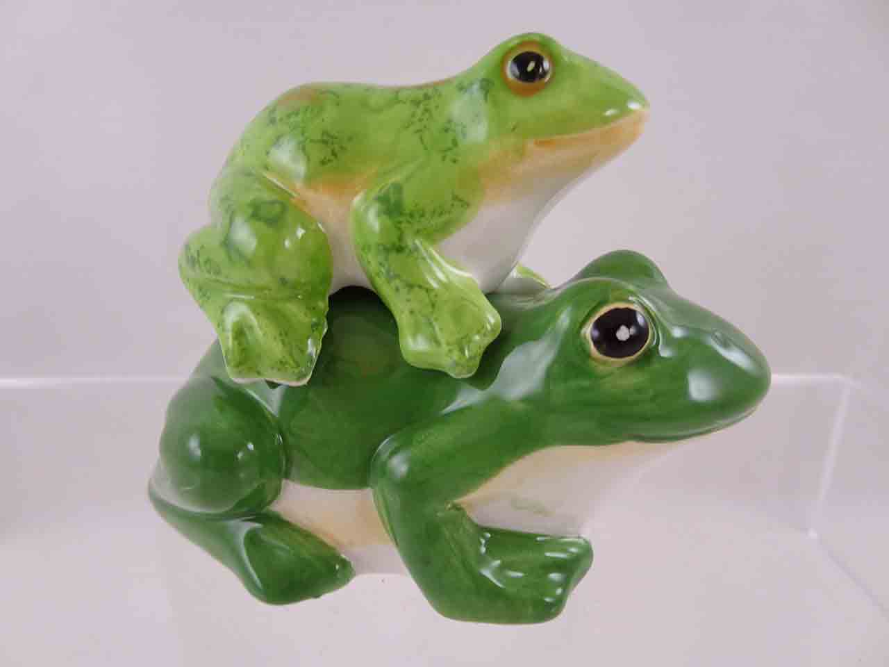 56892 Ganz stacking animals salt and pepper shaker series - frogs