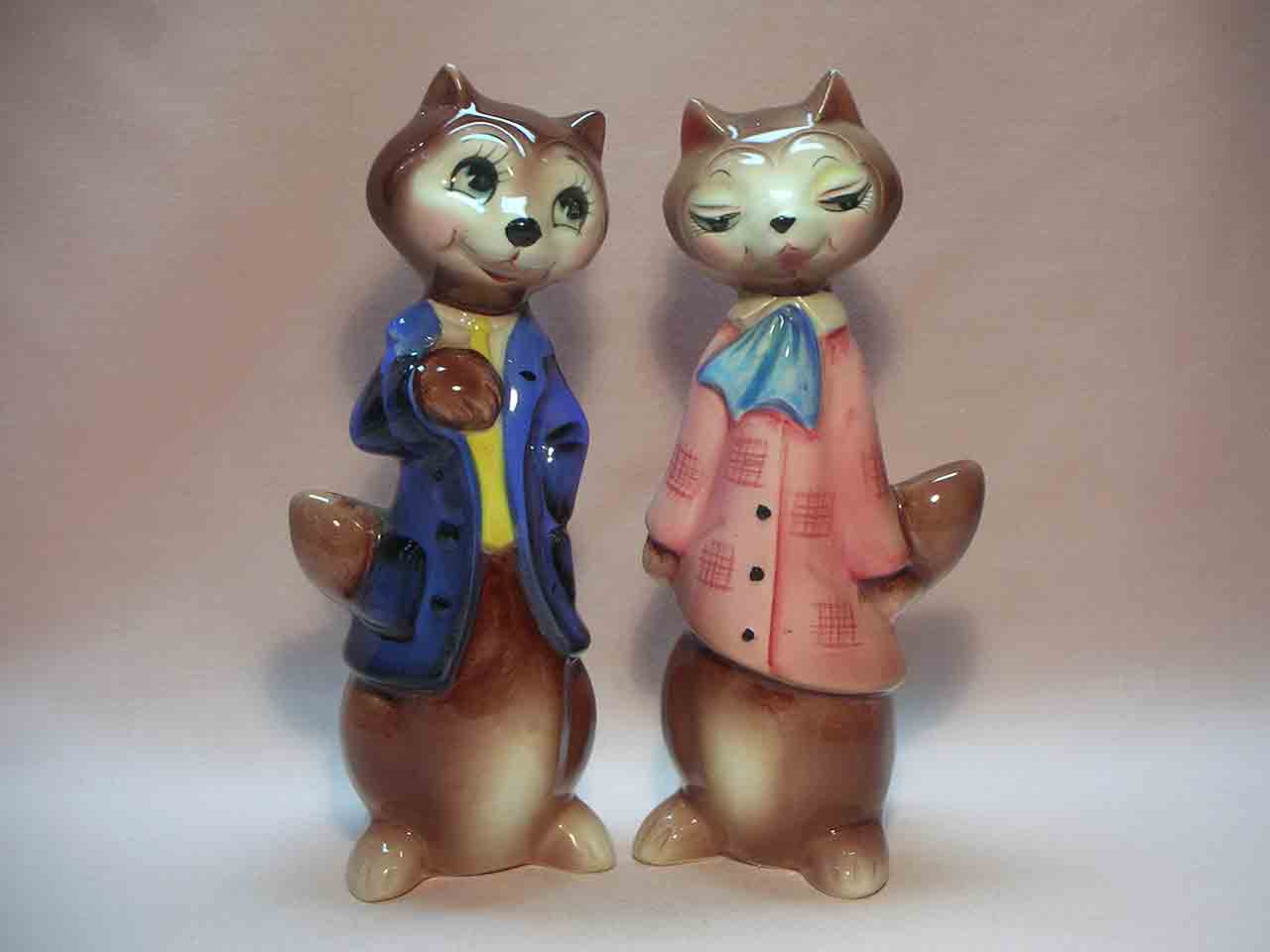 1765 Tall dressed animal series ?PY-like salt and pepper shakers - foxes