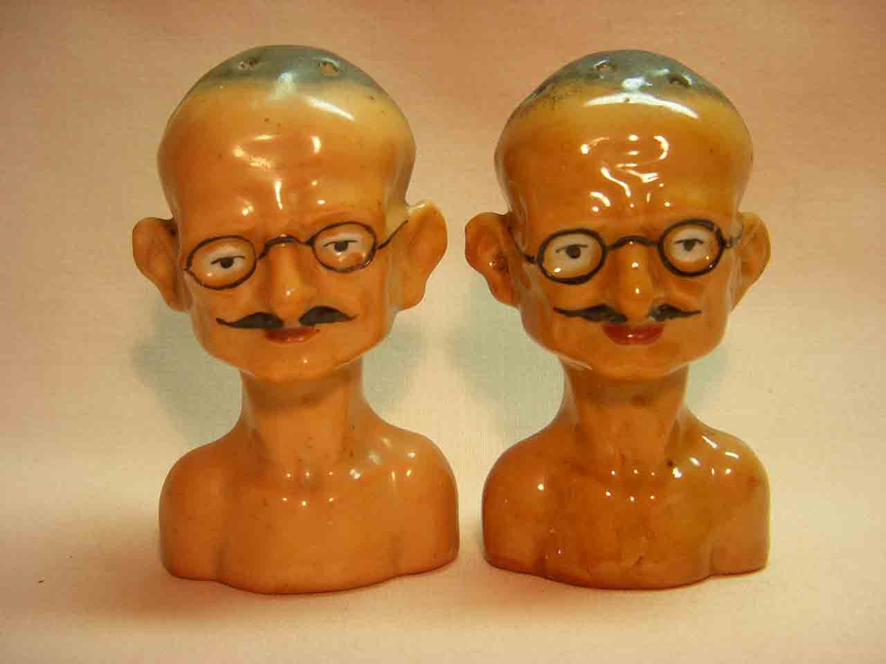 21196 Gandhi salt and pepper shakers - made in Germany