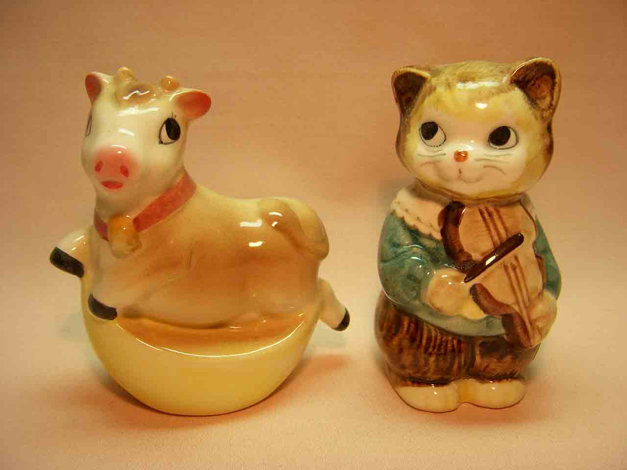 Josef Originals Cat and the Fiddle nursery rhyme salt and pepper shakers